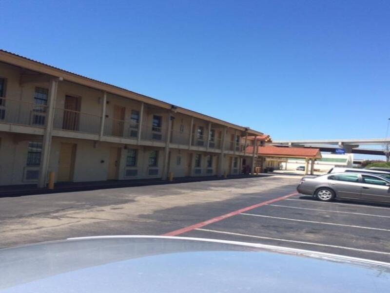 Motel 6-Grand Prairie, Tx - Interstate 30 מראה חיצוני תמונה